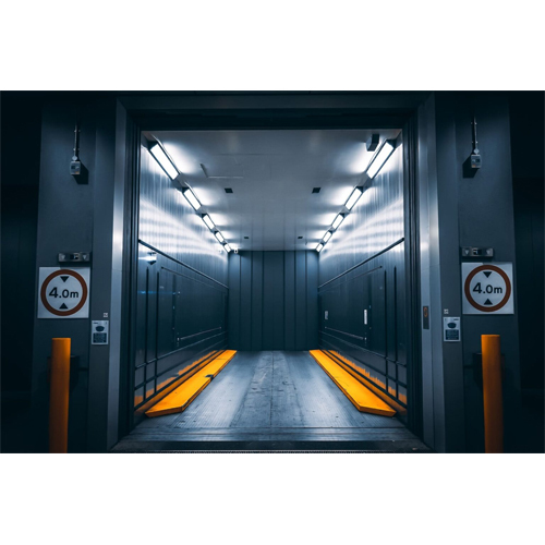Freight Goods Elevator - Material: Stainless Steel