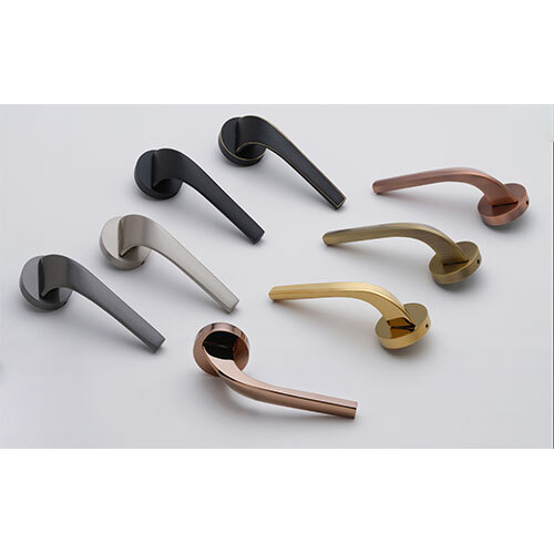 210 Motise Door Handles
