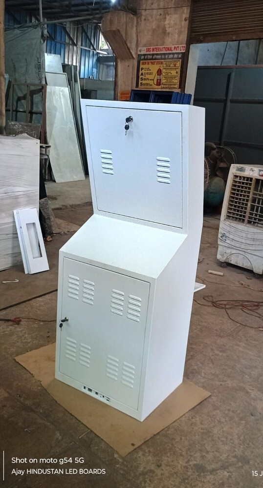 21.5 Inch Computer Kiosk - Application: Retail Stores