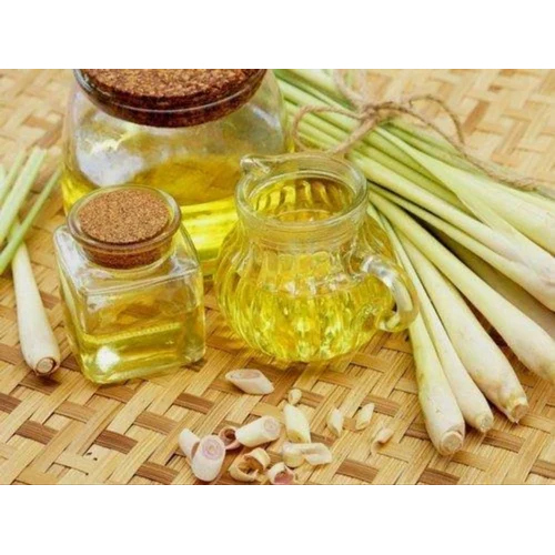 Lemongrass Essential Oil - 100% Pure Herbal Extract, Suitable for All Age Groups, Pleasant Aroma, Store at Room Temperature