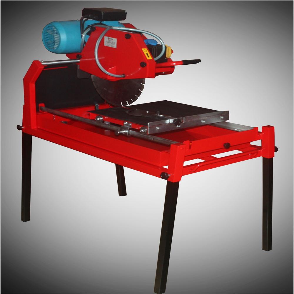 Concrete Cutting Saw - Color: Red