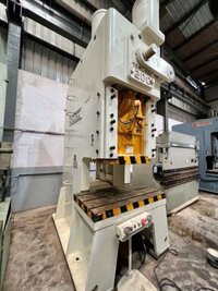 1313 AMADA  âCâ FRAME SINGLE CRANK PRESS