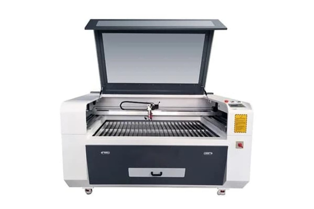 Co2 Laser Cutting Machine - Single Head - Automatic Grade: Semi Automatic