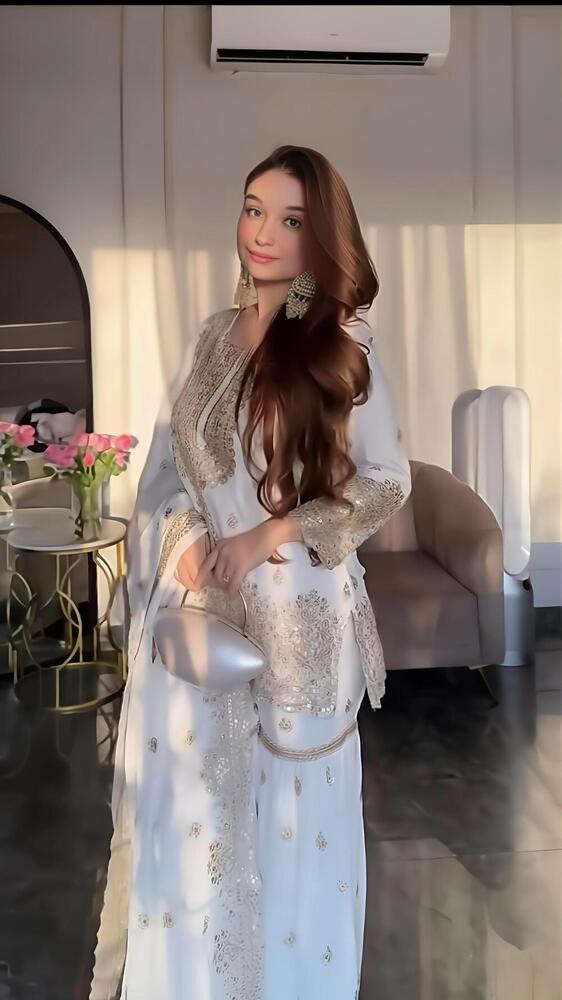 LADIES 3 piece suit