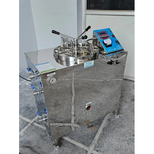 Vertical Autoclave - Application: Industrial