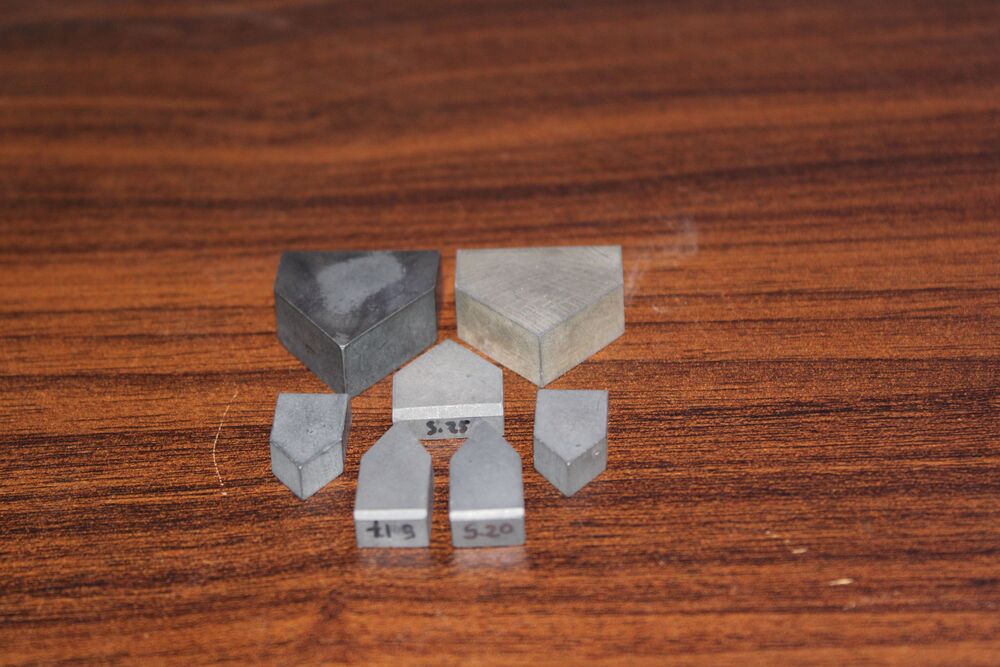 Tungsten Carbide Brazed Tip - 95%-100% Tungsten, Different Sizes Available, Polished Finish | 1 Year Warranty, Industrial Usage, Custom Color Options