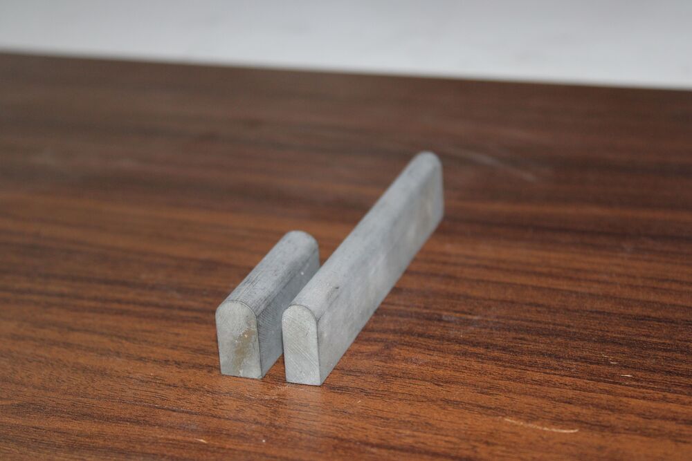 Tungsten Carbide Flat For Stone Crushing Application - Material: 95%-100% Tungsten, Size: Various Sizes, Color: Customizable, Coating: Polished, Warranty: 1 Year