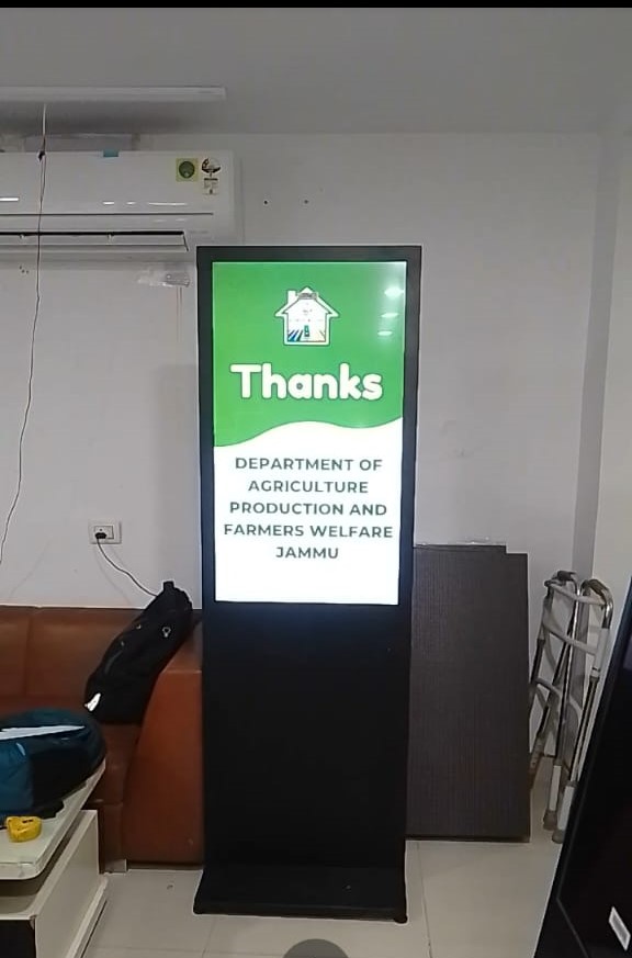 Kisan Khidmat 43 Inch Digital Standee