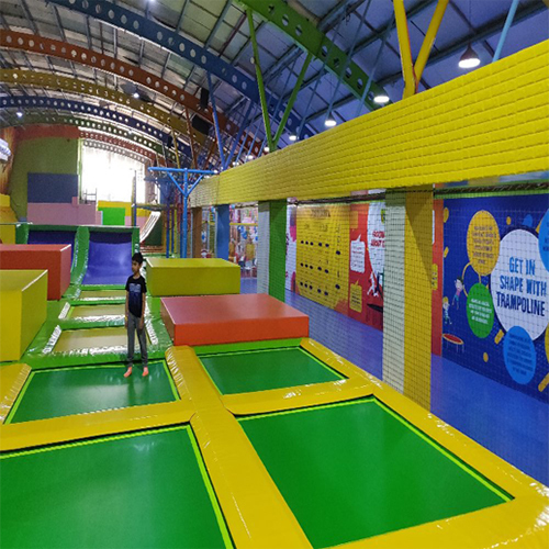 Colored Trampoline Park - Color: Multicolor