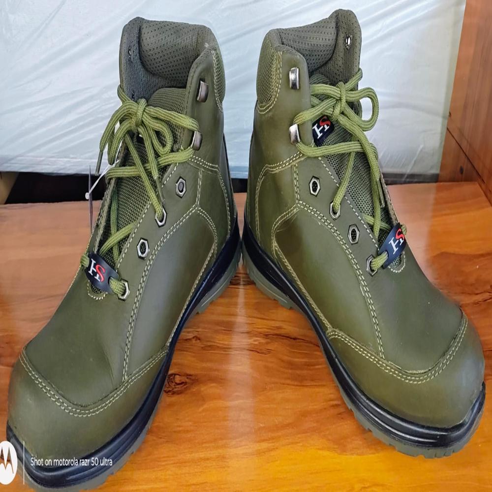 High Quality Crazy Green Leather Double Density Polyurethane, Oil & FuelResistant, Anti-static Safety shoe HS-2728