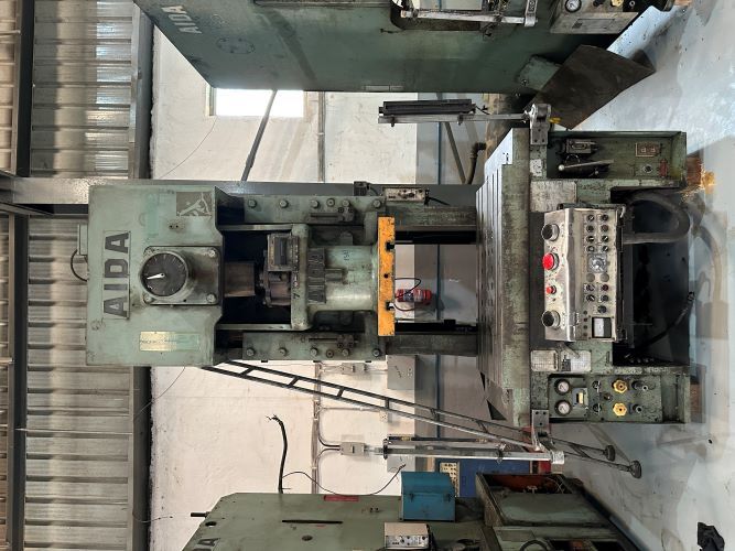 1583 Aida C Frame Single Crank Press - Material: Ms