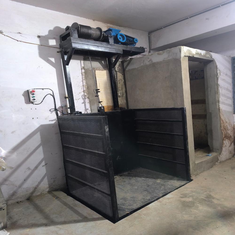 INDUSTRIAL GOODS LIFT GEAR BOX  TAYP