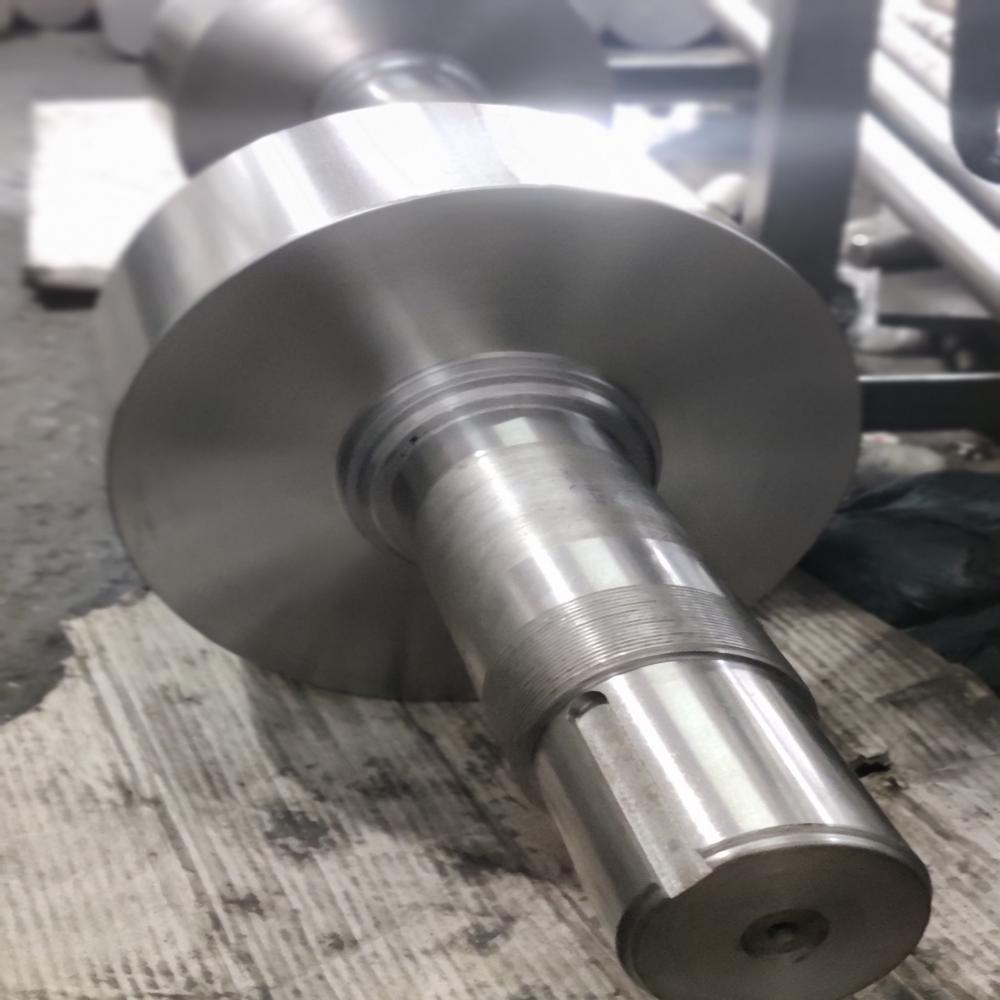 Output Shaft - Color: Natural