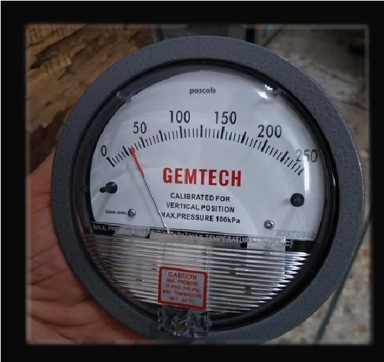 GEMTECH Instruments G2000-15CM Differential Pressure Gage 0-15 CM