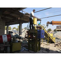 Industrial Interlocking Block Making Machine - Capacity: 90 Ton