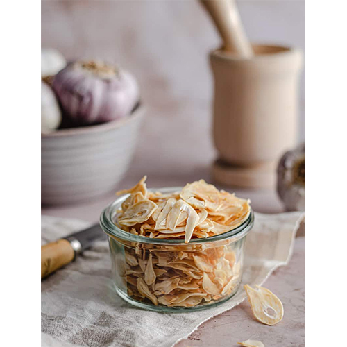Dried Garlic - Moisture (%): 5% - 10%
