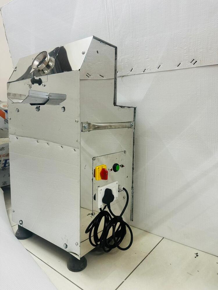 SUGARCANE JUICE MACHINE JUMBO MODEL