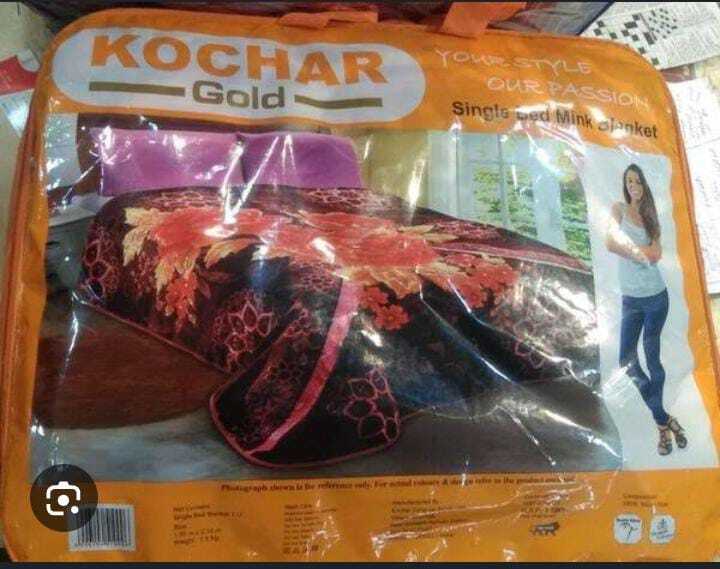 SIGNATURE ( KOCHAR  GOLD  SINGLE BED BLANKET )
