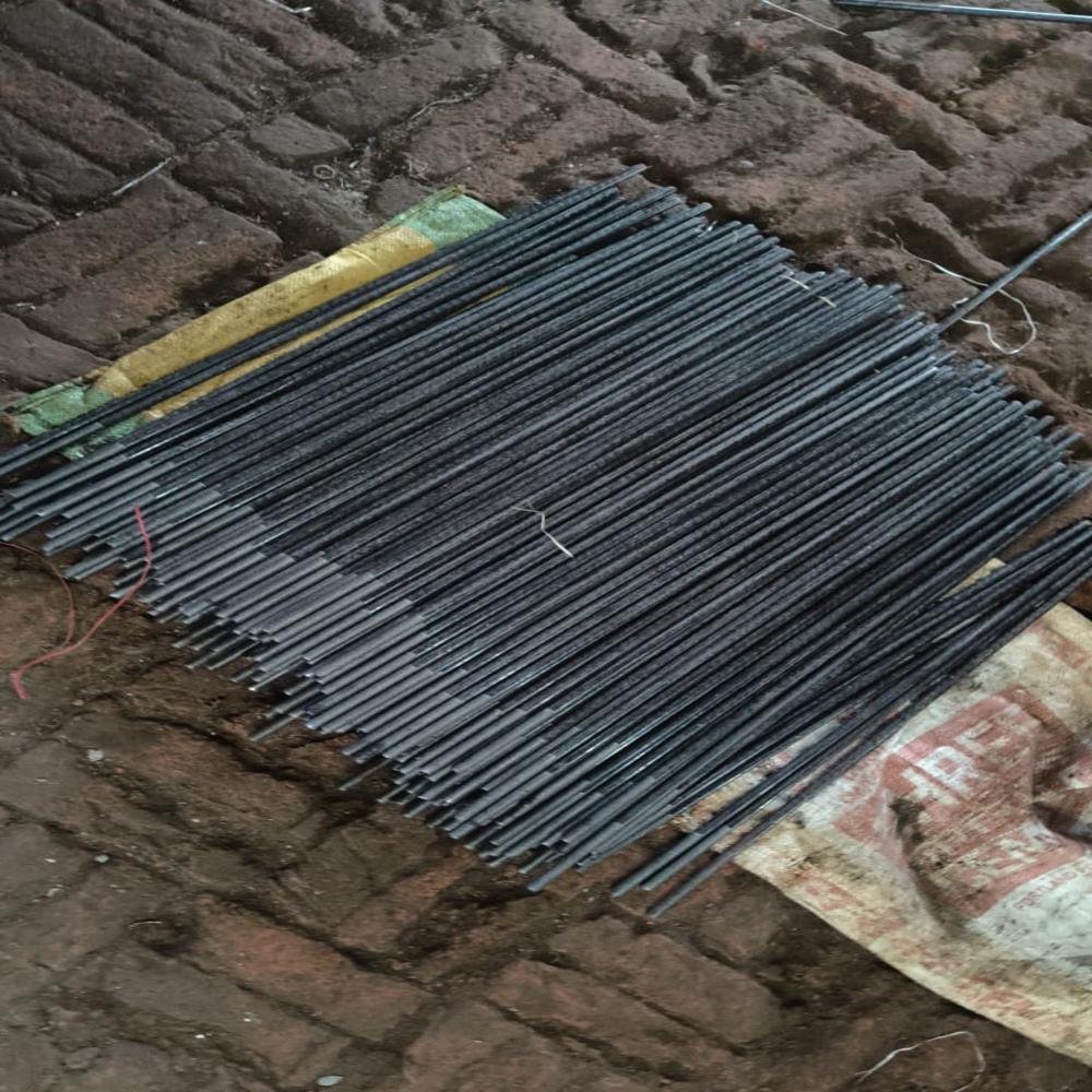 Ms Foundation Bolt Available In Bhilwara Rajasthan For Industrial Construction - Color: Black