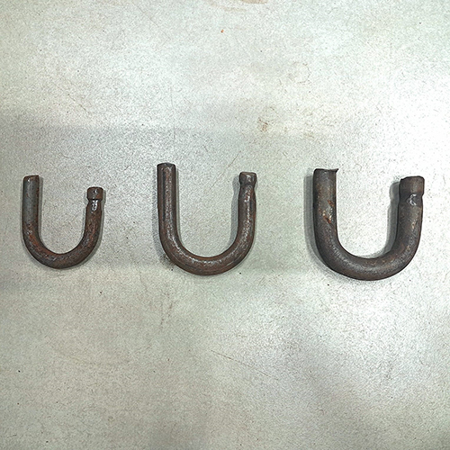 Iron Trolley Hook - Feature: Easy To Use
