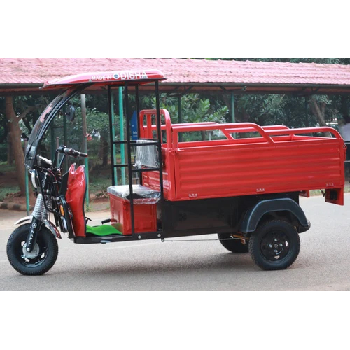 Commercial E Rickshaw Loader
