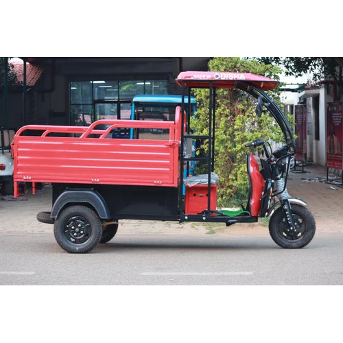 Commercial E Rickshaw Loader