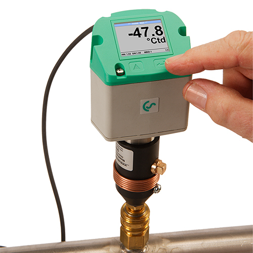 संवेदक जो बूँद बनने के बिंदु के साथ एकीकृत डिस्प्ले और अलार्म रिले के साथ।