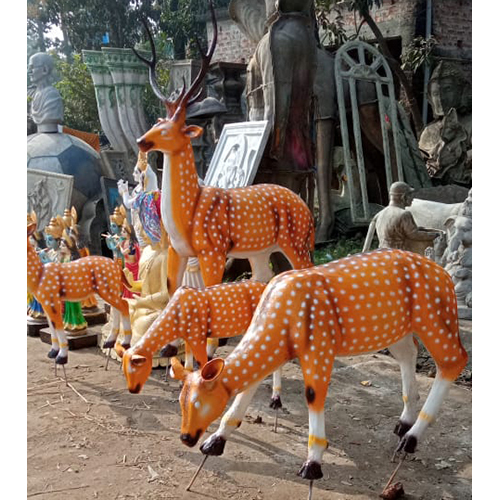 Deer Statue - Color: Multicolor