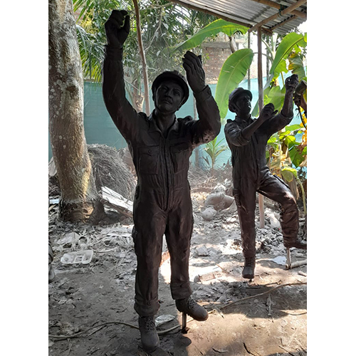 Human Statue - Color: Black