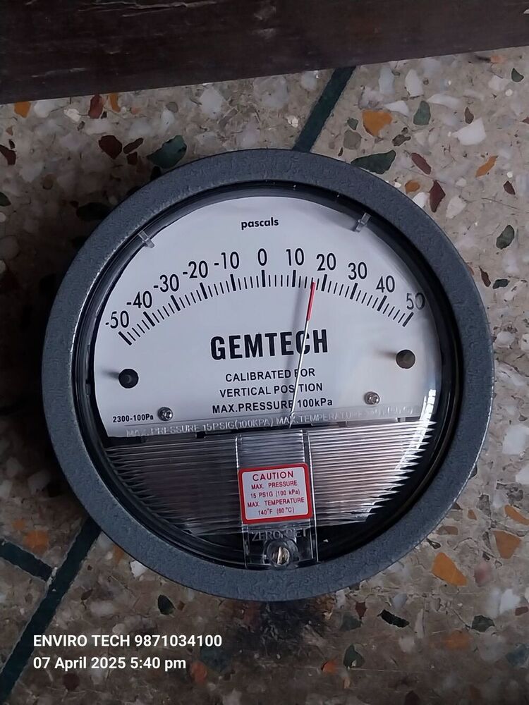 Gemtech Differential Pressure Gauges There Are More Than 81 Models - Color: White/black
