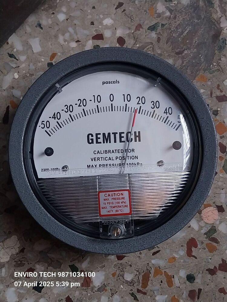 Gemtech Differential Pressure Gauges There Are More Than 81 Models - Color: White/black