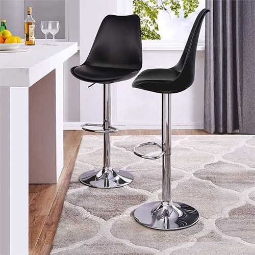 Curvy Bar Stool