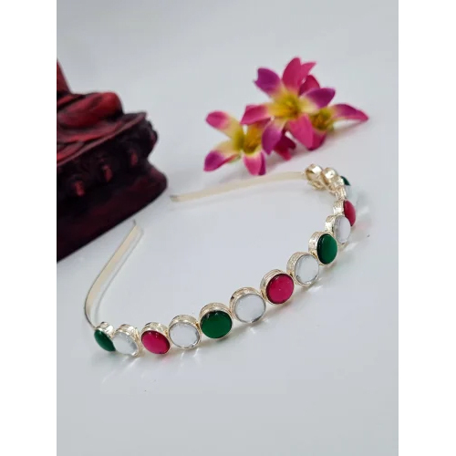 Fancy Kundan Shishpatti Band - Color: Golden