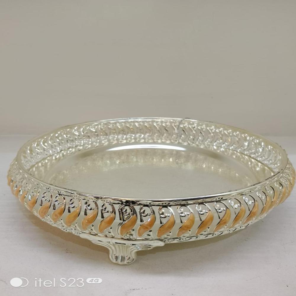 Silver Plated Round Trays - Material: Metal