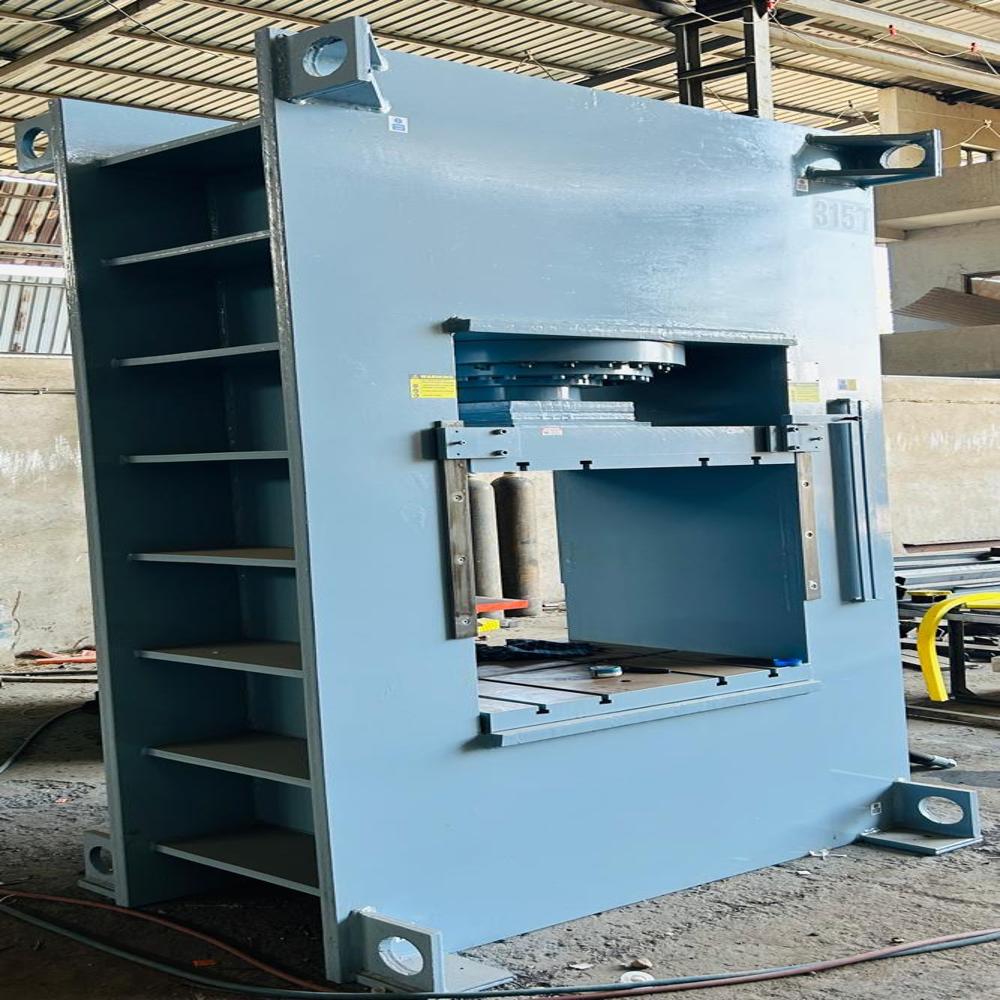 HEAVY DUTY HYDRAULIC PRESS MACHINE