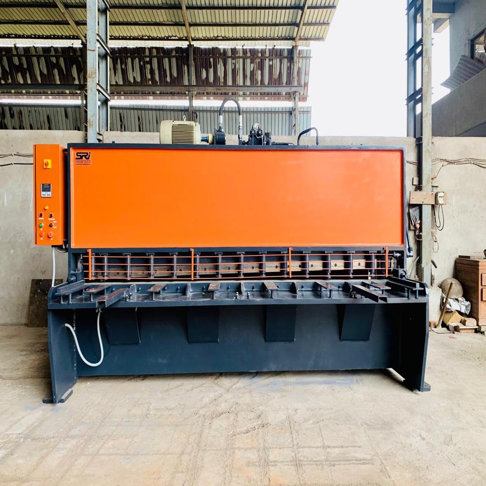 Industrial Hydraulic shearing machine