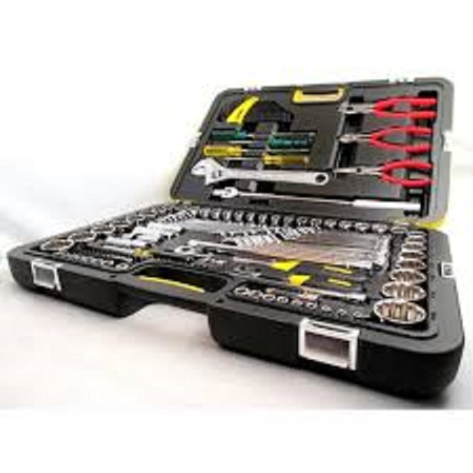 132pc Metric & A/f Tool Kit - Color: Silver