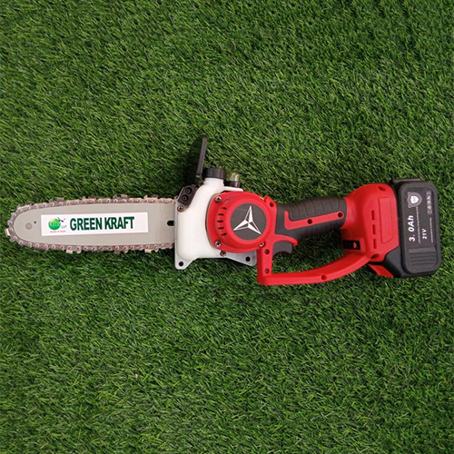 XH001 Battery Chainsaw