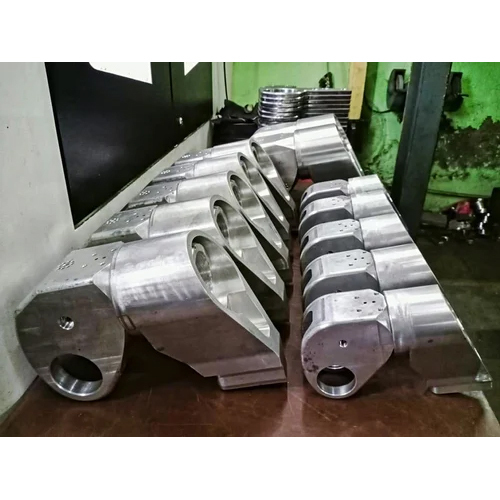 Nirvi Tools Hex And Square Drive Hydraulic Tourque Wrench - Color: Silver