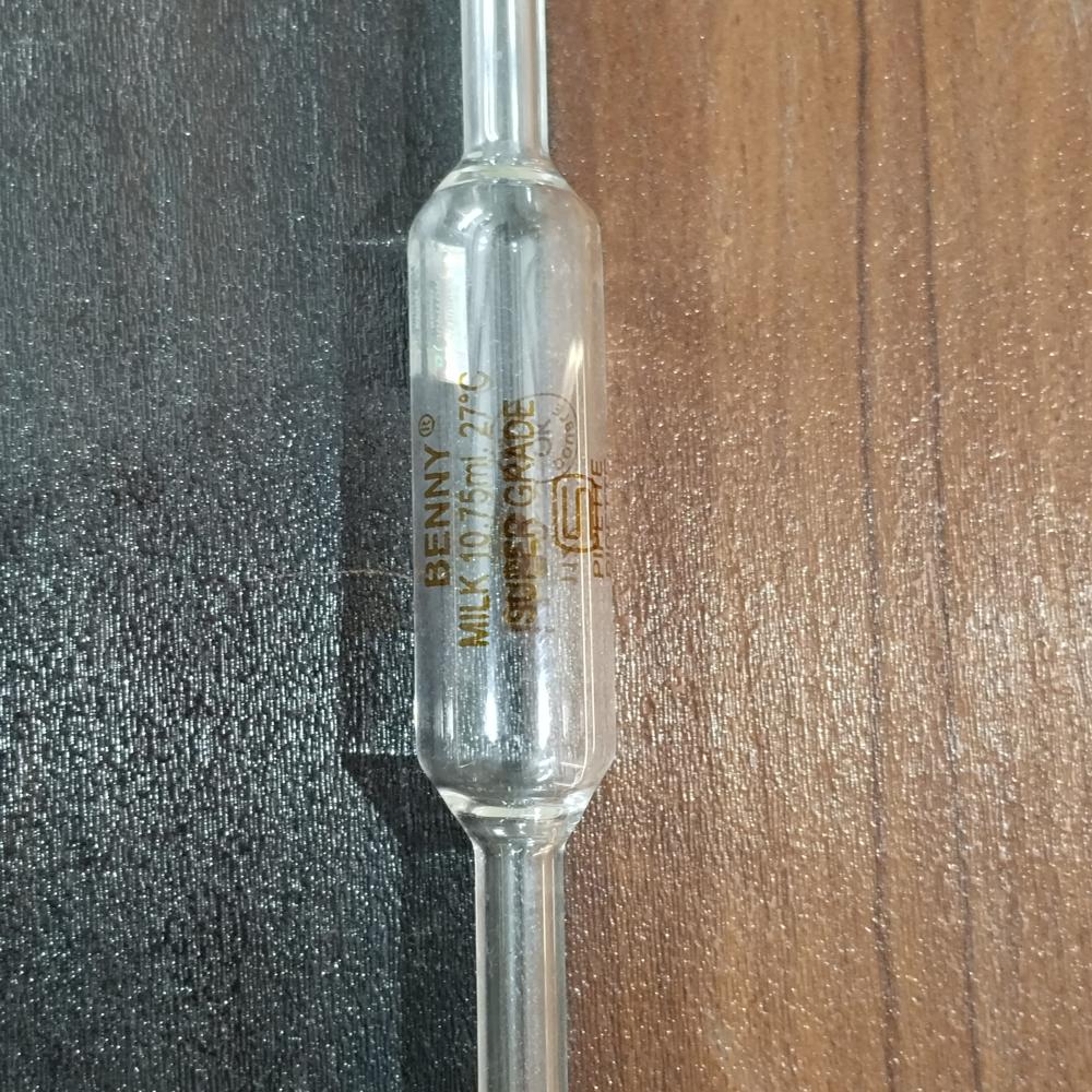 Glass Pipette Milk 10.75 Isi Mark Lmmco 15 Gm - Color: Transparent