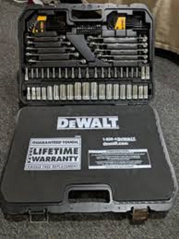 205pc 1/4,3/8,1/2dr Socket Set (Mm) - Color: Silver