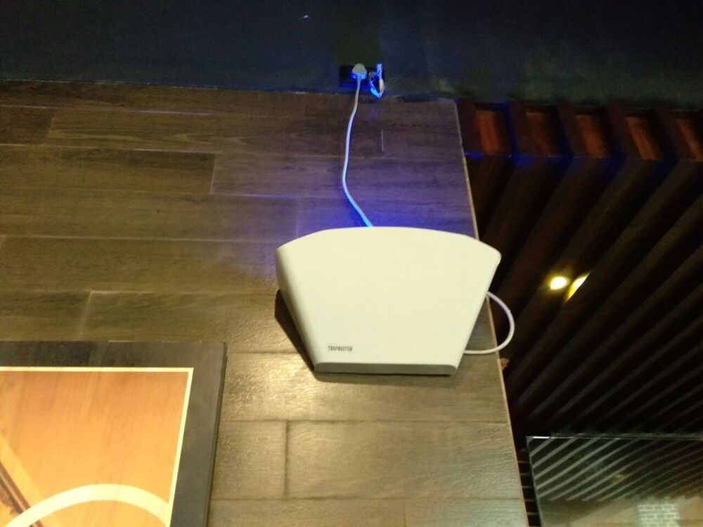 Trapmaster-Top Light Electric Flying Insect Trapper