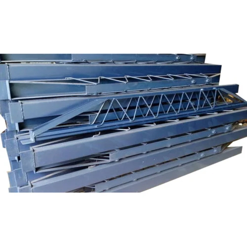 Mild Steel Scaffolding Adjustable Telescopic Span - Application: Construction