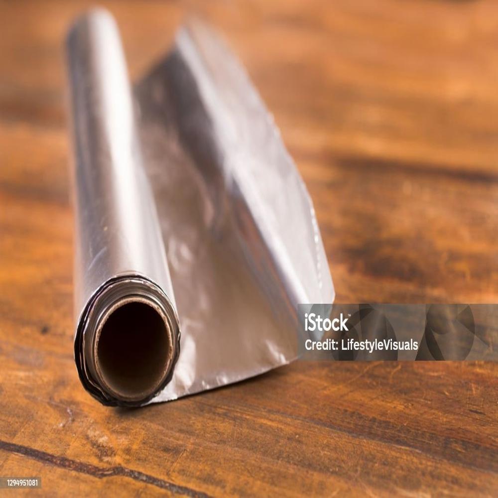 Ezee Aluminium Foil - 72m Roll, Silver Glossy Finish | Durable & Tear-resistant, Locks In Freshness, 100% Food Grade, Water Resistant