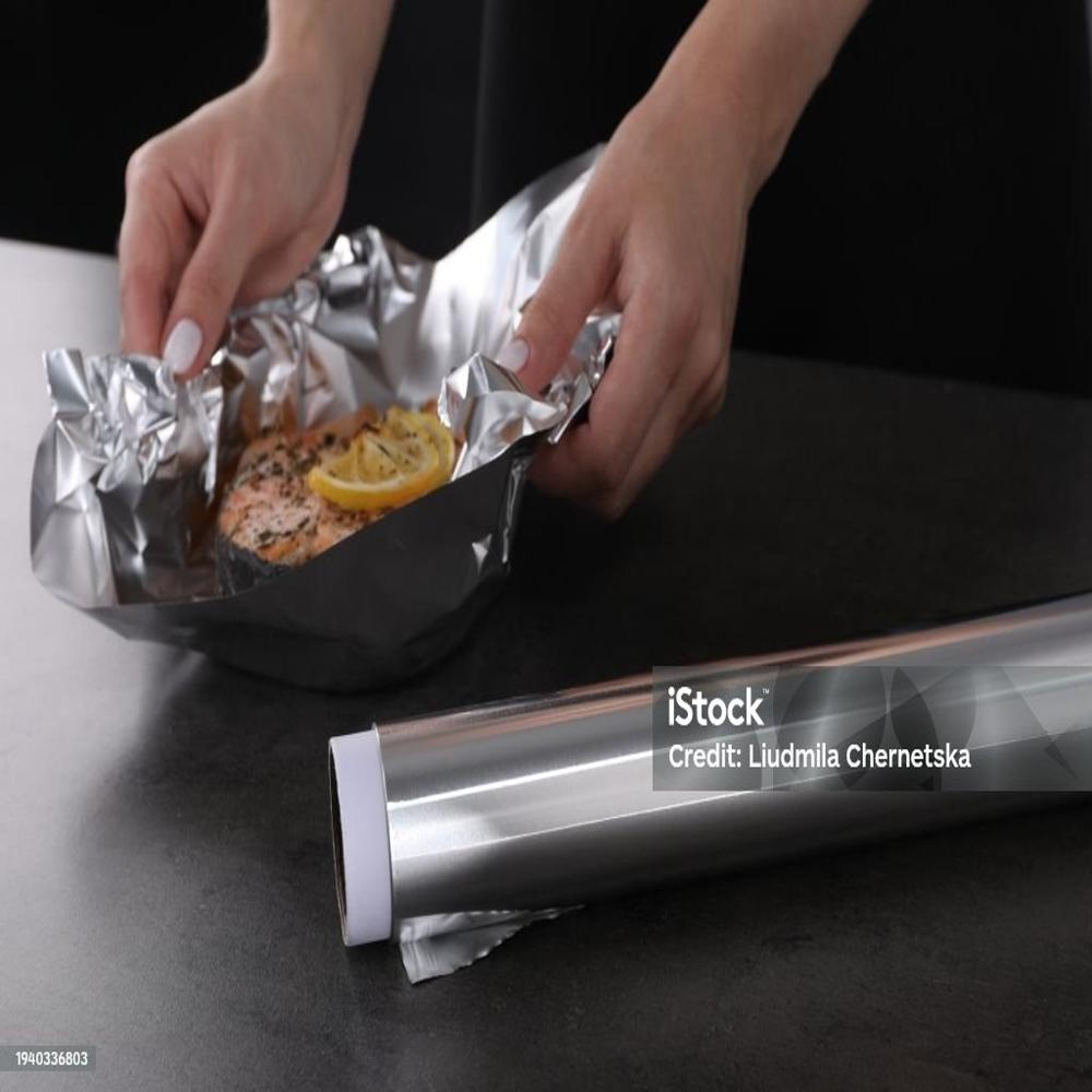 Ezee Aluminium Foil - 72m Roll, Silver Glossy Finish | Durable & Tear-resistant, Locks In Freshness, 100% Food Grade, Water Resistant
