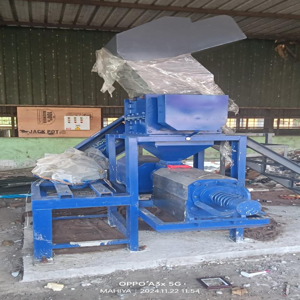 Bio Waste Shredder Cum Dewatering - Automatic Grade: Yes