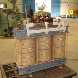 Power Electrical Transformer & Transformer Components - Copper Material, 50 Hertz Frequency, 110V Output | Single Phase, Industrial Power Usage