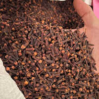 Cloves 