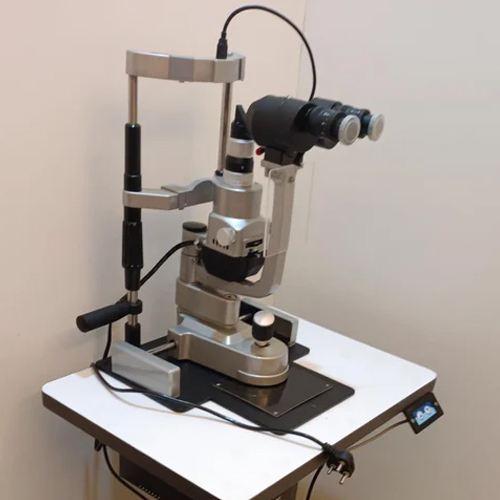 Hs Type Indian Slit Lamp 2 Step Magnification Microscope - Color: Silver