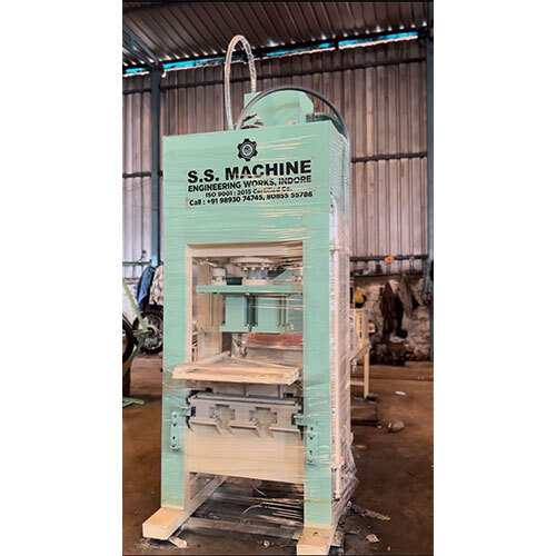 6 BRICKS SEMI AUTOMATIC FLY ASH BRICKS MACHINE